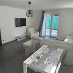 71m2 Klid Pohoda A Priroda * פראג